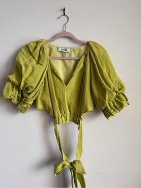 DO+BE Chartreuse Puff Sleeve Tie-Back Crop Top